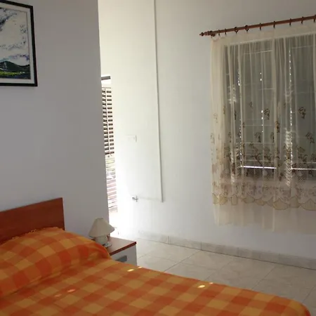 By The Sea Klek, Neretva Delta - Usce Neretve - 14033 * Klek